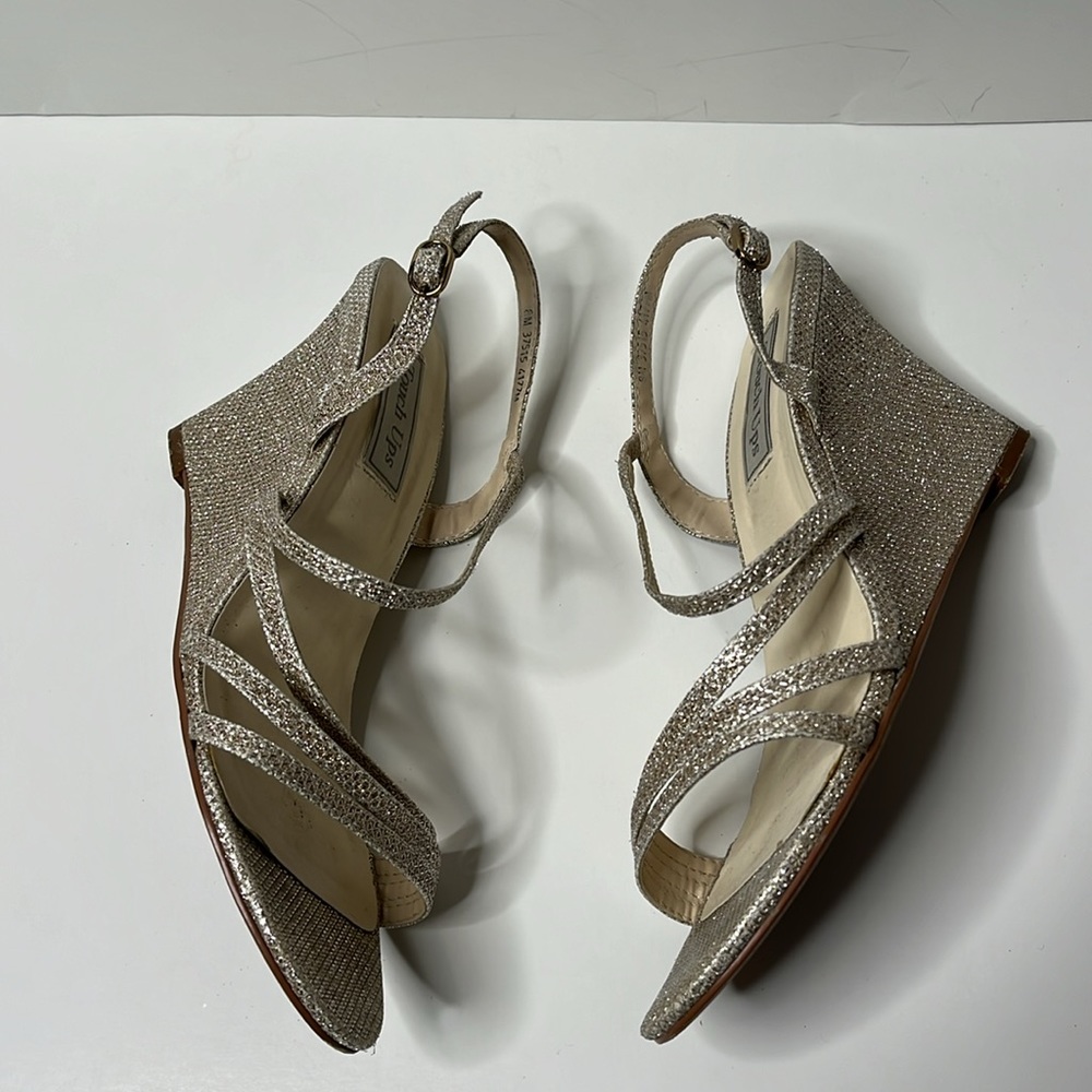 Touch Ups size 8 strappy, glittery wedges - Picture 5 of 9